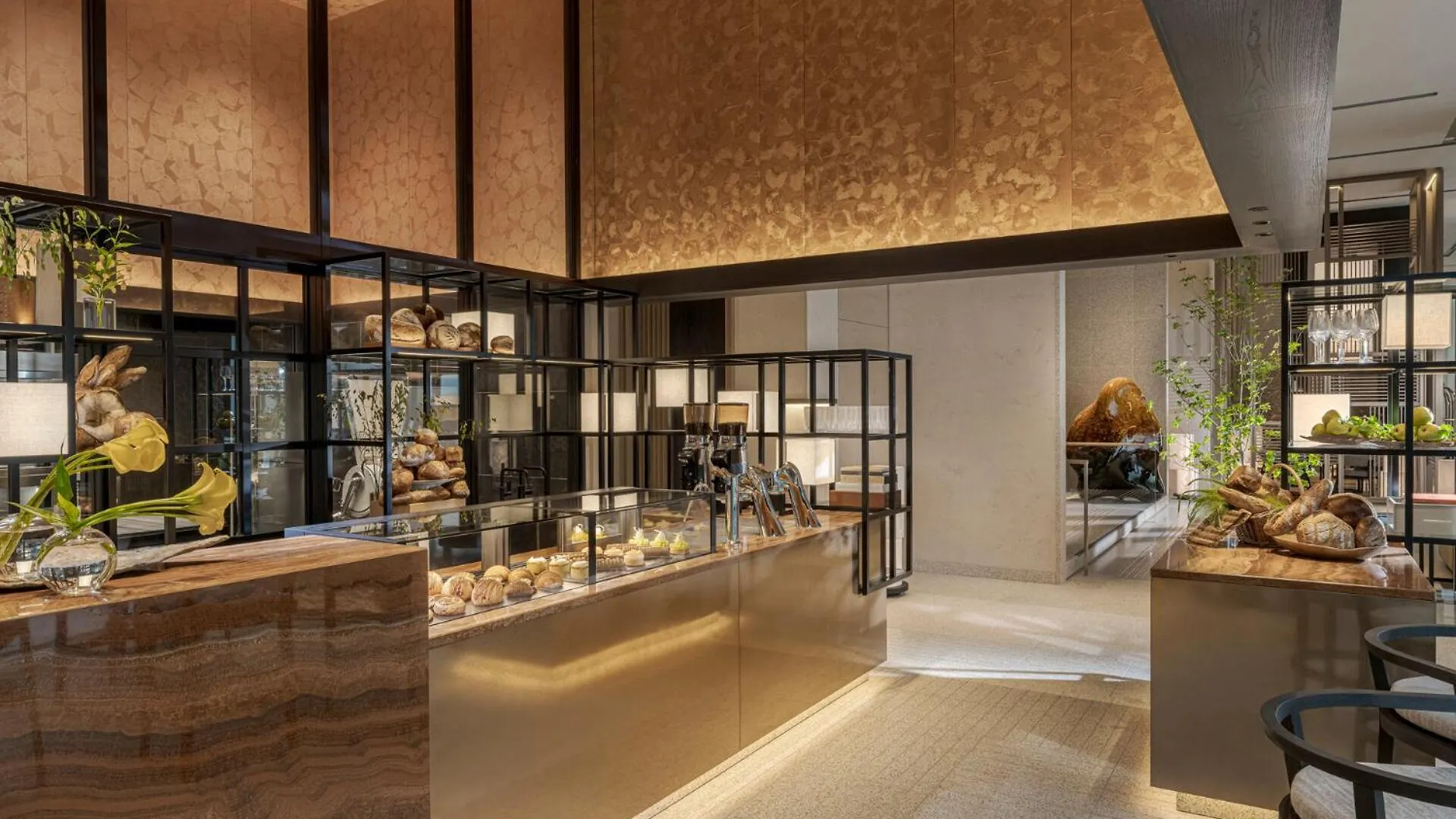 Four Seasons Hotel 大阪
